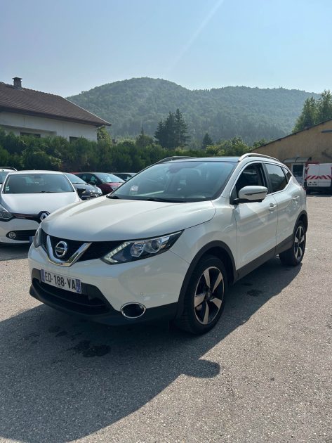 NISSAN QASHQAI 2016