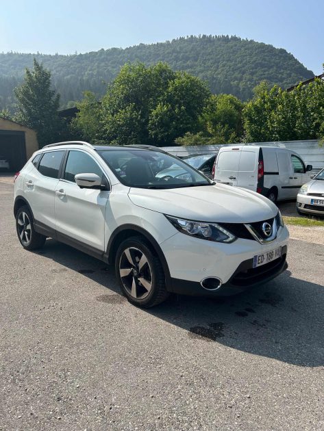 NISSAN QASHQAI 2016