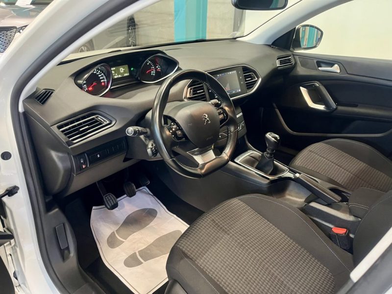 PEUGEOT 308 SW 1.5 Bluehdi 130ch S&S BVM6 Style 1ère Main GARANTIE 6 MOIS