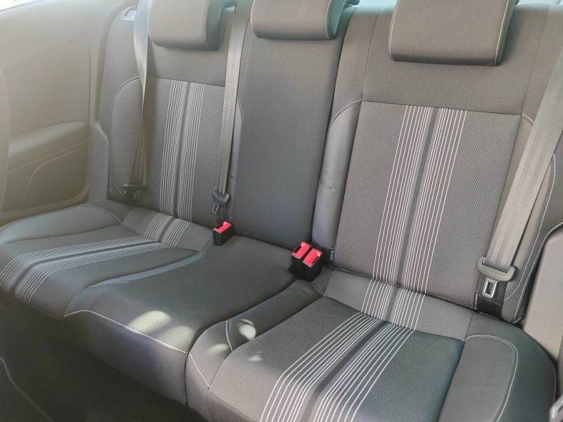 VOLKSWAGEN POLO 2012