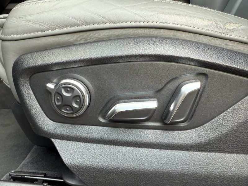 AUDI Q7 / 7 PLACES V6 QUATTRO 218cv S-LINE