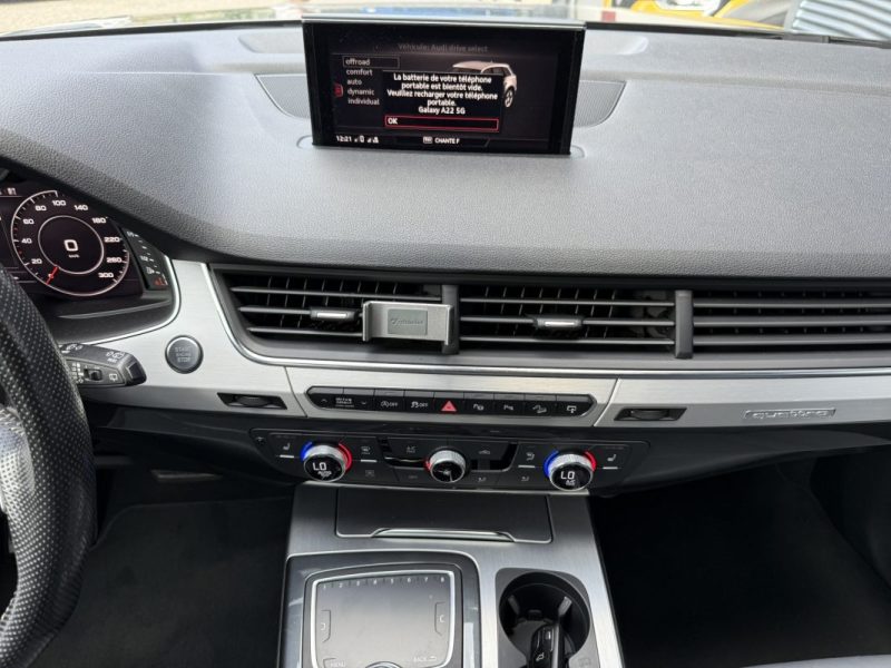 AUDI Q7 / 7 PLACES V6 QUATTRO 218cv S-LINE