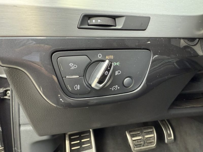 AUDI Q7 / 7 PLACES V6 QUATTRO 218cv S-LINE