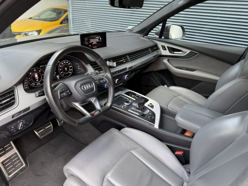 AUDI Q7 / 7 PLACES V6 QUATTRO 218cv S-LINE