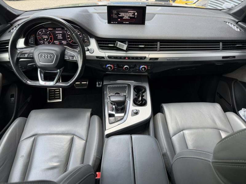 AUDI Q7 / 7 PLACES V6 QUATTRO 218cv S-LINE