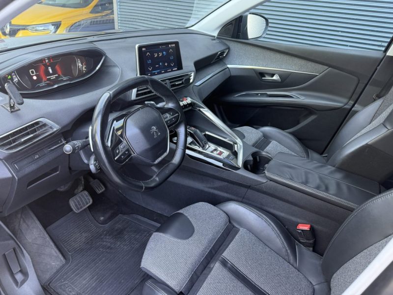 PEUGEOT 3008 120cv ACTIVE BUSINESS