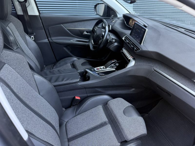 PEUGEOT 3008 120cv ACTIVE BUSINESS