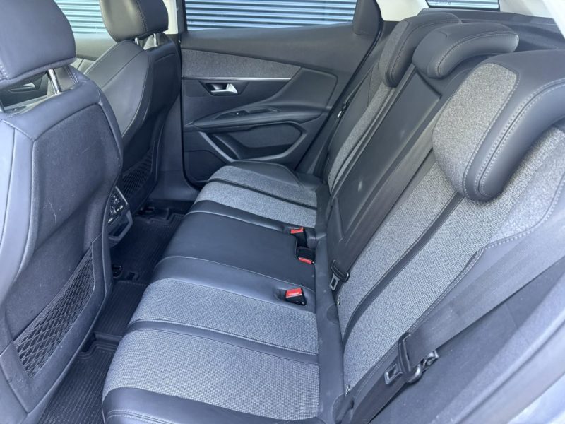 PEUGEOT 3008 120cv ACTIVE BUSINESS