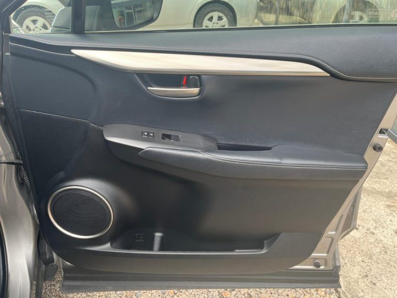 LEXUS NX300H AWD Luxe Pack Sécurité 02/2017