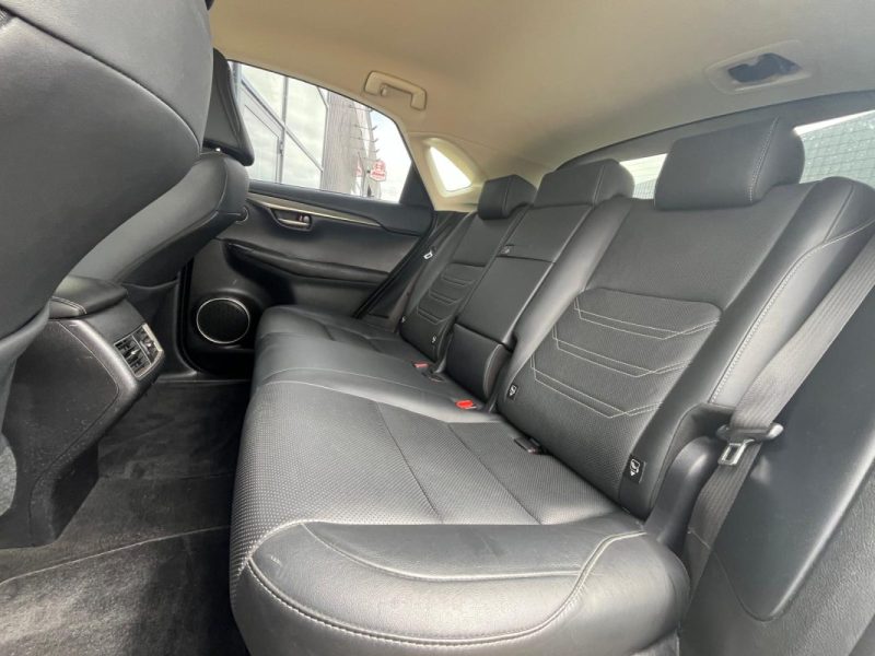 LEXUS NX300H AWD Luxe Pack Sécurité 02/2017