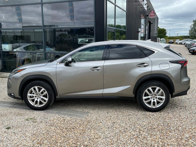 LEXUS NX300H AWD Luxe Pack Sécurité 02/2017