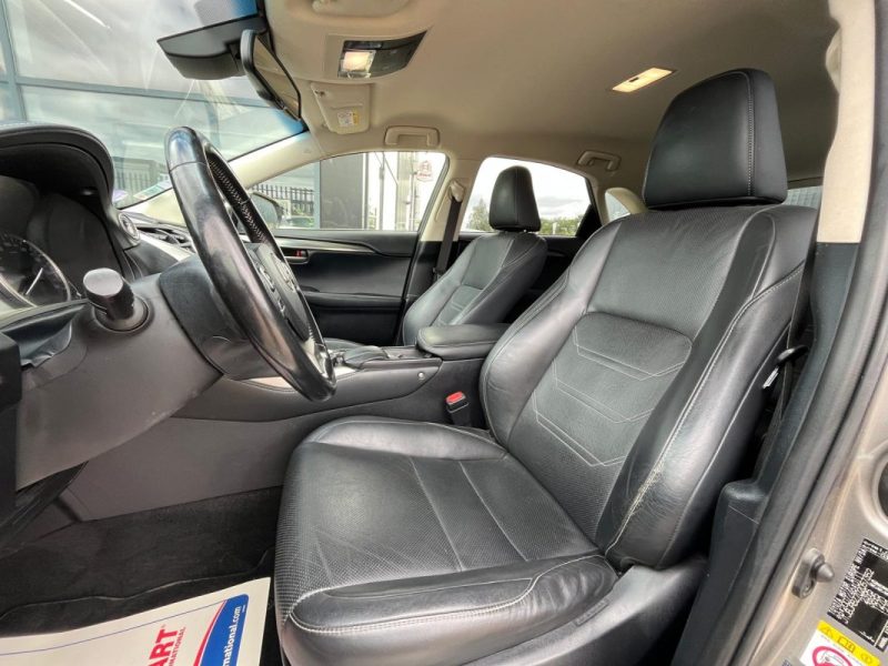 LEXUS NX300H AWD Luxe Pack Sécurité 02/2017