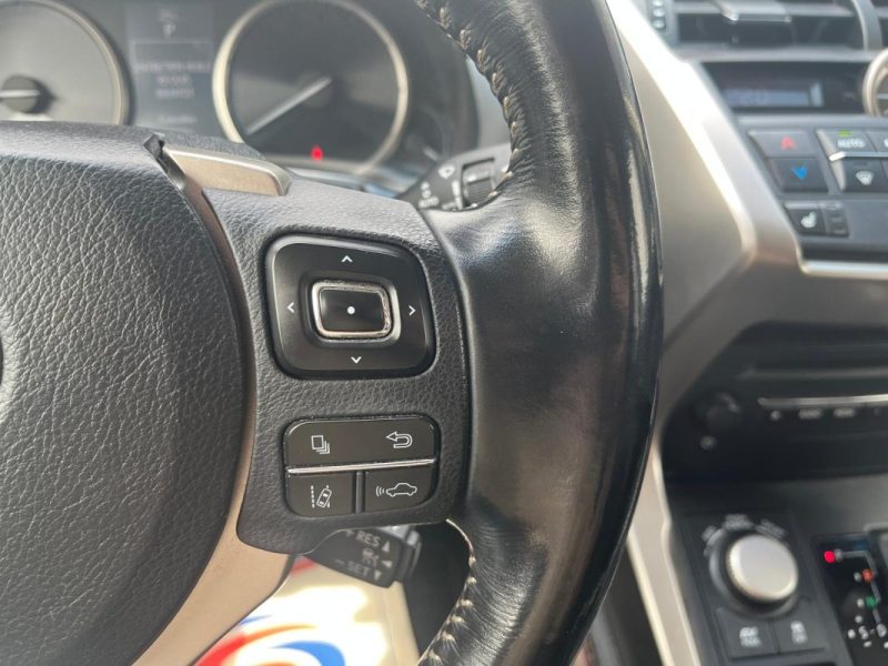 LEXUS NX300H AWD Luxe Pack Sécurité 02/2017