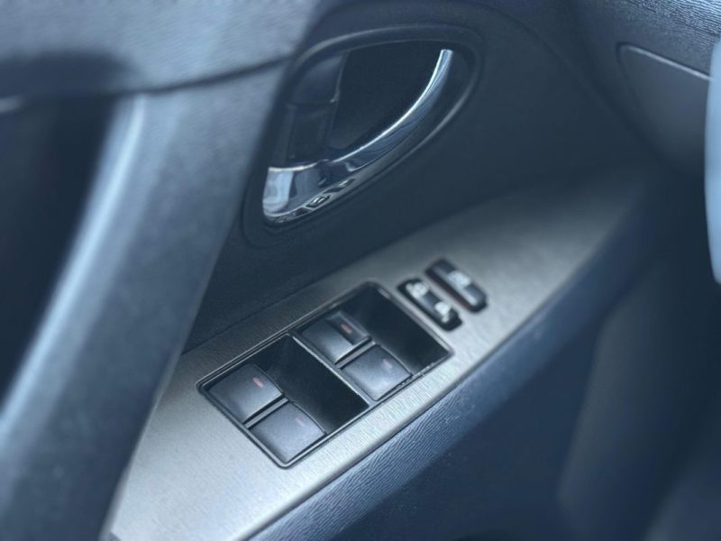 TOYOTA AVENSIS SW 2.0 126 ch Dynamic