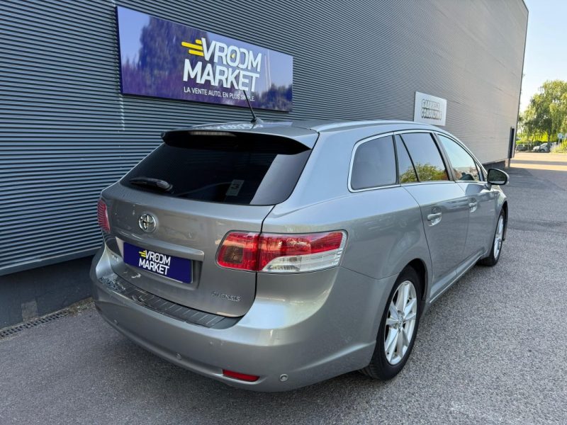 TOYOTA AVENSIS SW 2.0 126 ch Dynamic