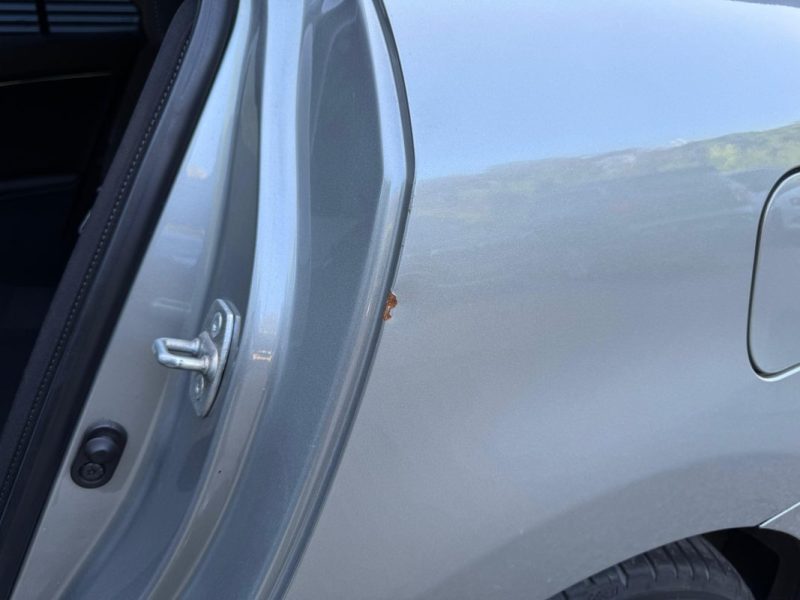 TOYOTA AVENSIS SW 2.0 126 ch Dynamic