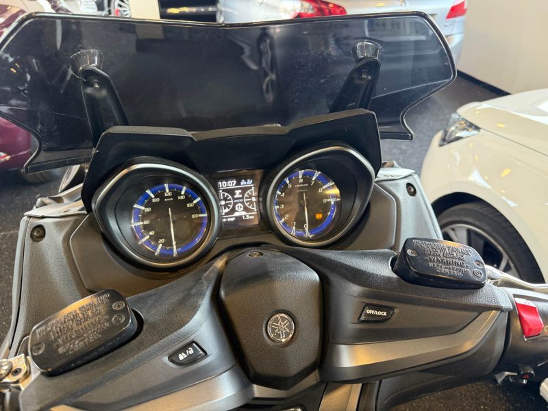 YAMAHA T MAX 560  2021