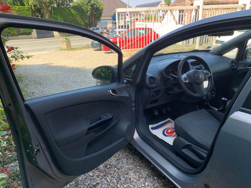 OPEL CORSA 2013 1.3 CDTI