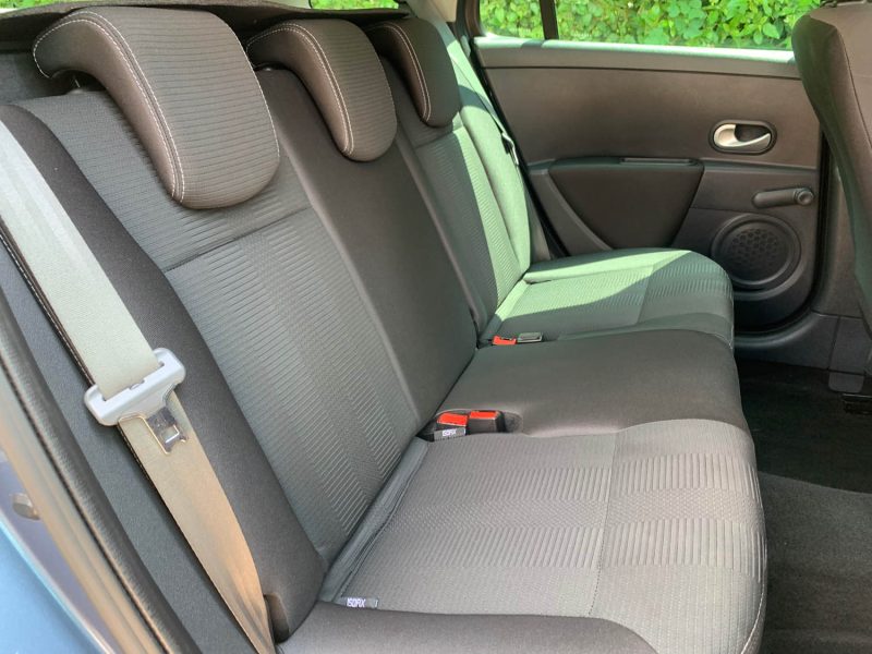 RENAULT CLIO 2010 1.2i