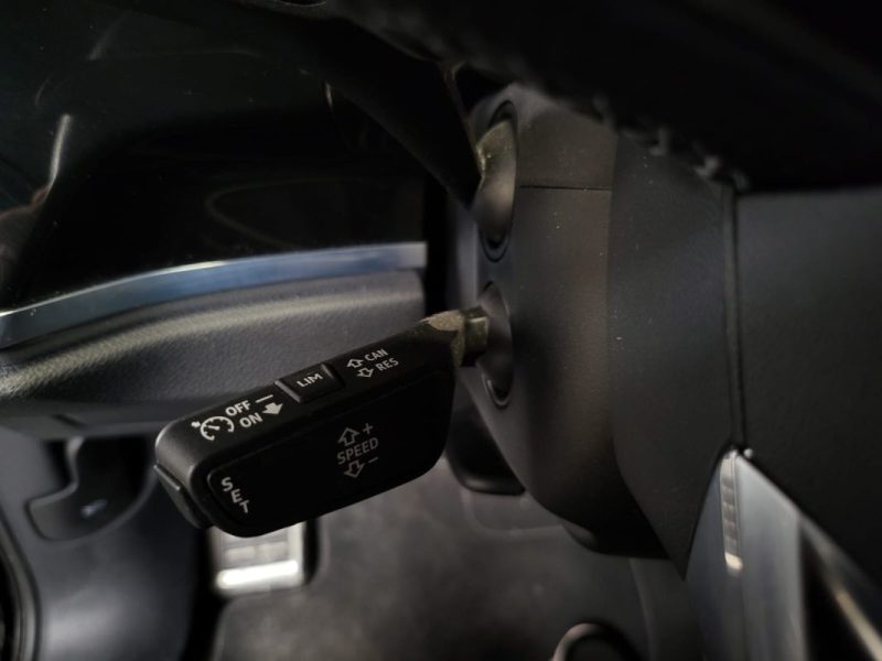 AUDI Q3 SPORTBACK 45 TFSi E 245cv HYBRID RECHARGEABLE E-TRON S-LINE / TOIT OUVRANT / CARPLAY / ANGLE