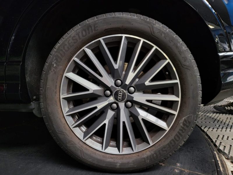 AUDI Q3 SPORTBACK 45 TFSi E 245cv HYBRID RECHARGEABLE E-TRON S-LINE / TOIT OUVRANT / CARPLAY / ANGLE