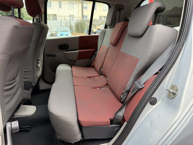 RENAULT MODUS 1.4i 16V