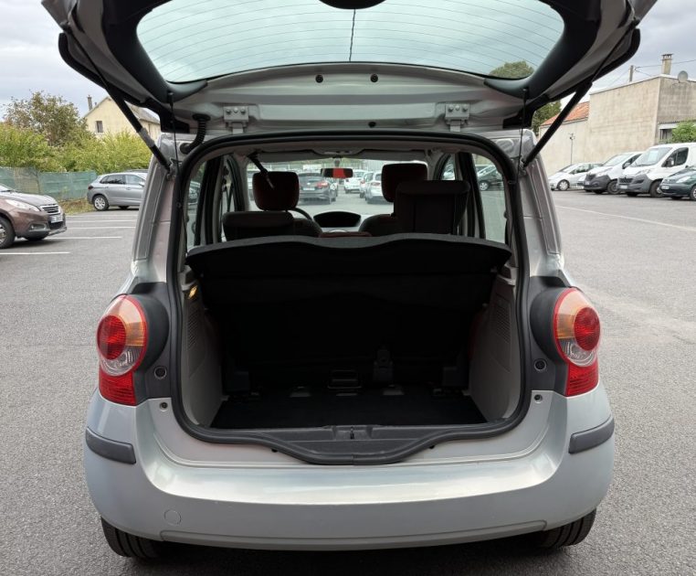 RENAULT MODUS 1.4i 16V