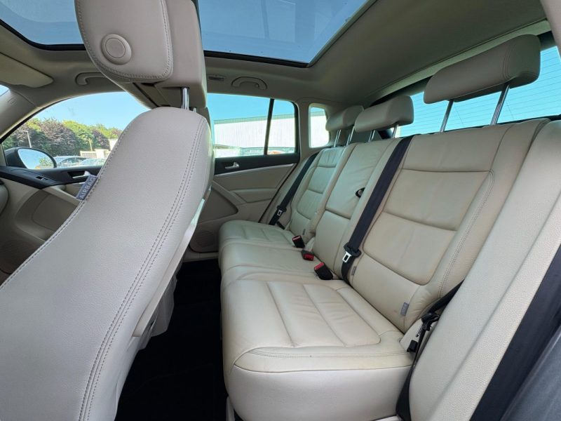 VOLKSWAGEN TIGUAN 2.0 TDI KARAT BLUEMOTION GARANTIE 12 MOIS