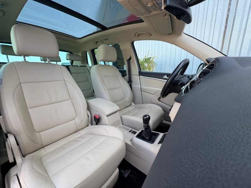 VOLKSWAGEN TIGUAN 2.0 TDI KARAT BLUEMOTION GARANTIE 12 MOIS