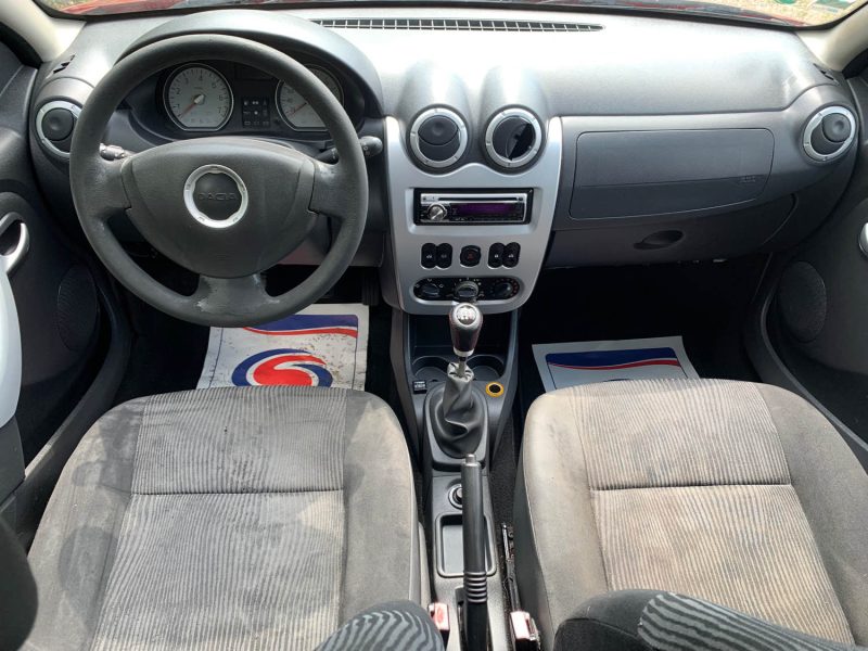DACIA SANDERO 2009 1.4i