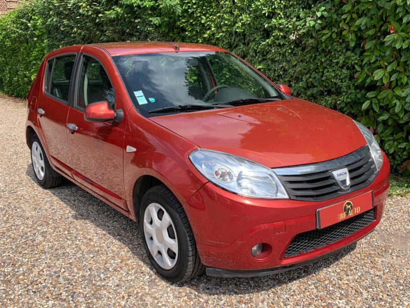 DACIA SANDERO 2009 1.4i