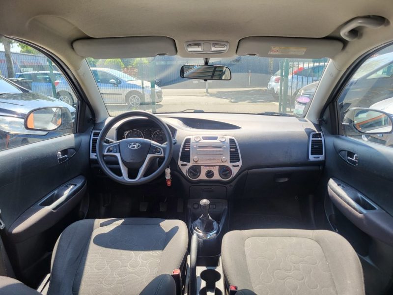 HYUNDAI I 20 2011