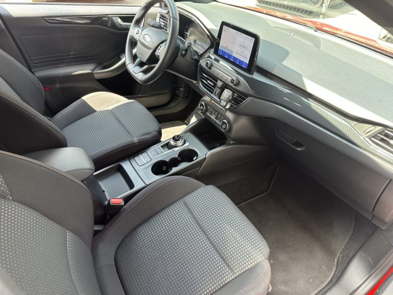 FORD FOCUS ST Line BANG & OLUFSEN / SUIVI COMPLET FORD