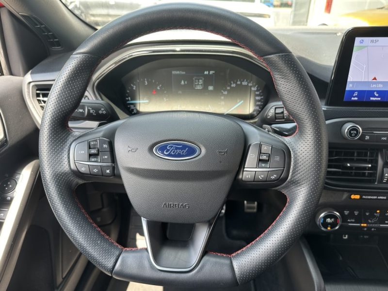 FORD FOCUS ST Line BANG & OLUFSEN / SUIVI COMPLET FORD