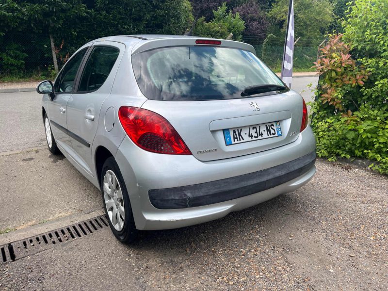 PEUGEOT 207 1.4HDI 70CV