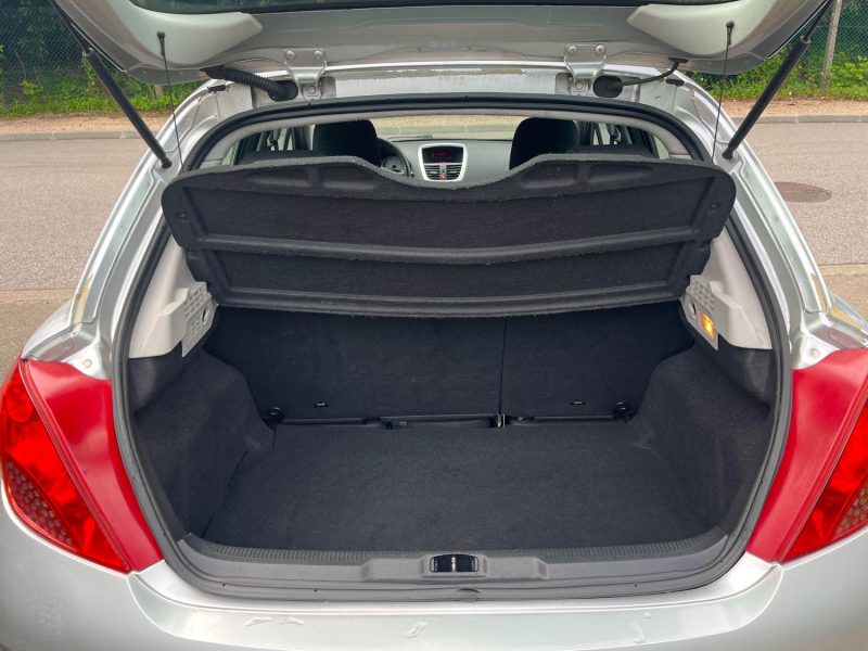 PEUGEOT 207 1.4HDI 70CV