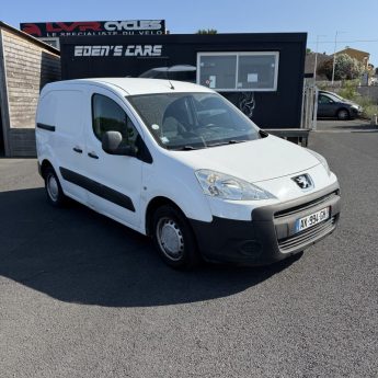 PEUGEOT PARTNER 1.6 HDI 75ch 3 Places TRES BON ETAT 2010