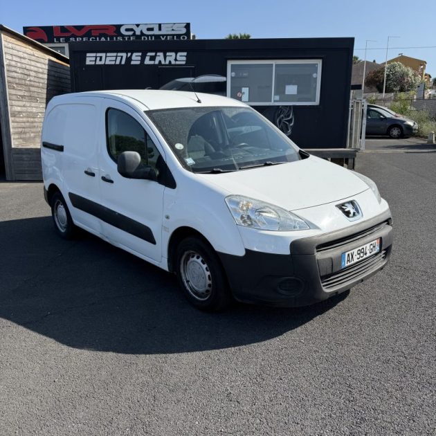 PEUGEOT PARTNER 1.6 HDI 75ch 3 Places TRES BON ETAT 2010