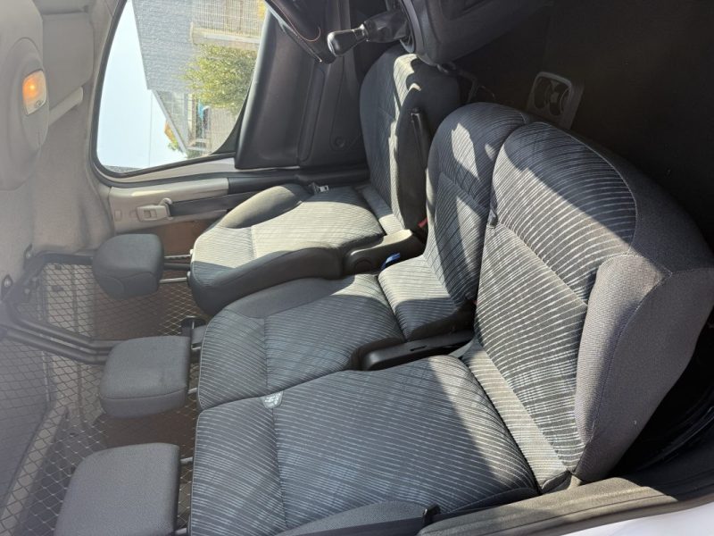 PEUGEOT PARTNER 1.6 HDI 75ch 3 Places TRES BON ETAT 2010