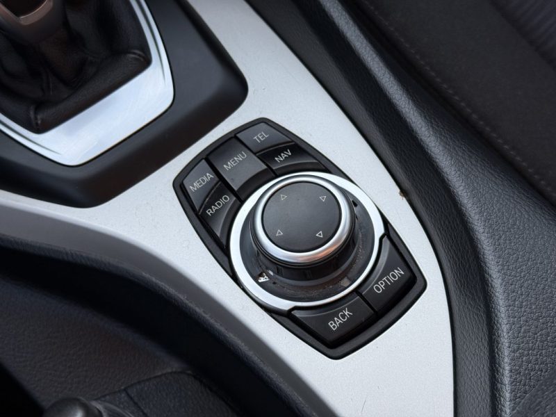 B.M.W. SERIE X1 2012