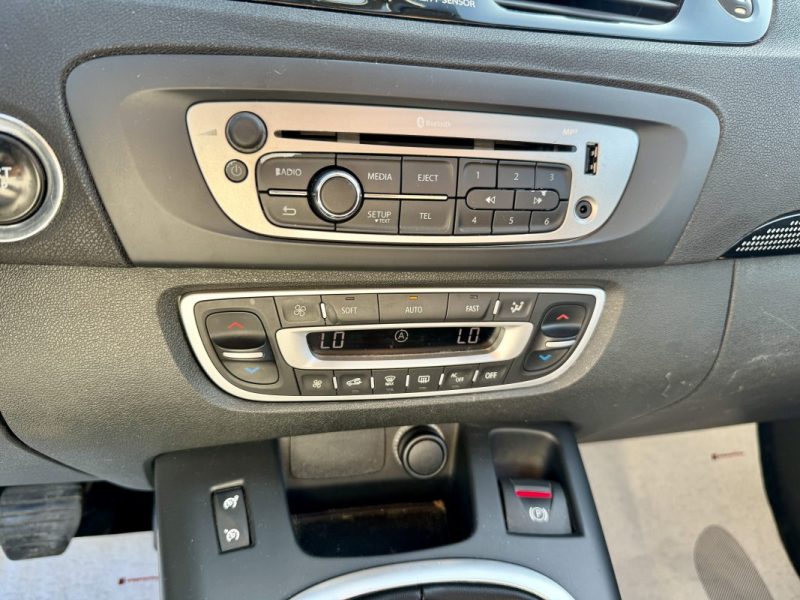 RENAULT MEGANE SCENIC 2012