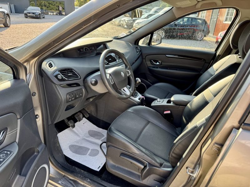 RENAULT MEGANE SCENIC 2012