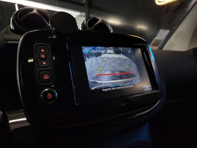 SMART FORTWO Coupé EQ 82 CV PRIME / TOIT PANORAMIQUE + SIEGEES CUIR CHAUFFANTS /