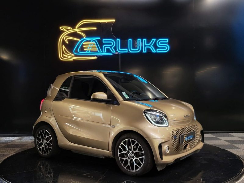 SMART FORTWO Coupé EQ 82 CV PRIME / TOIT PANORAMIQUE + SIEGEES CUIR CHAUFFANTS /