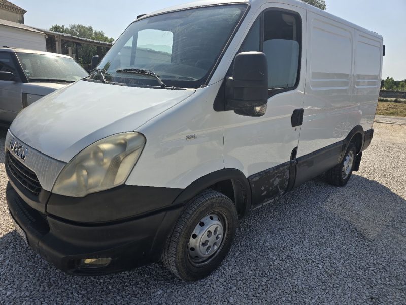 IVECO DAILY 29L11 2.3D 110CH