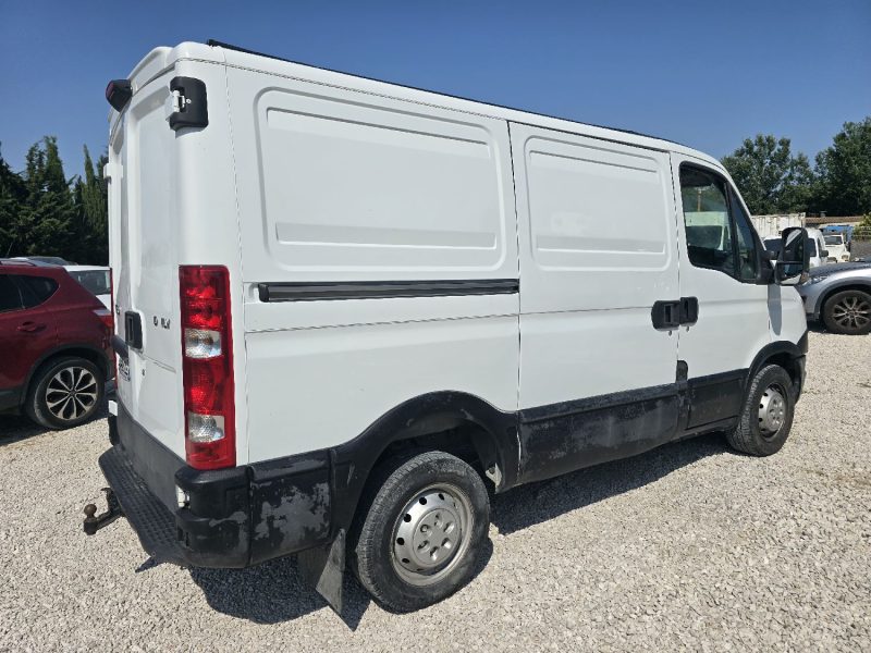 IVECO DAILY 29L11 2.3D 110CH