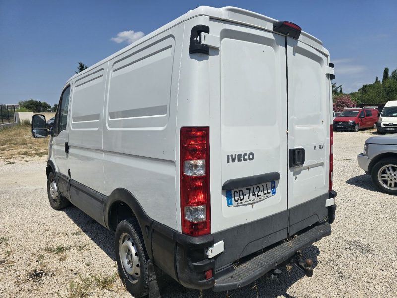 IVECO DAILY 29L11 2.3D 110CH