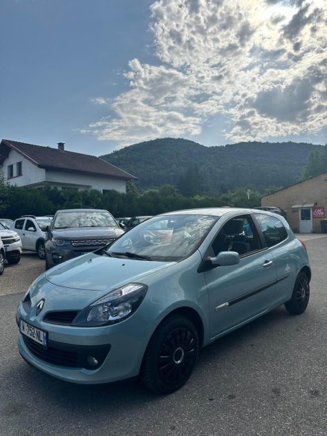 RENAULT CLIO  1.2L 75CV 