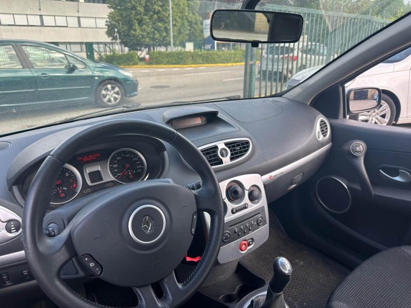 RENAULT CLIO  1.2L 75CV 
