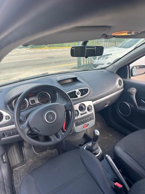 RENAULT CLIO  1.2L 75CV 